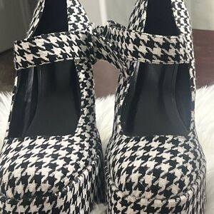 Black and White Houndstooth Platform Shoes